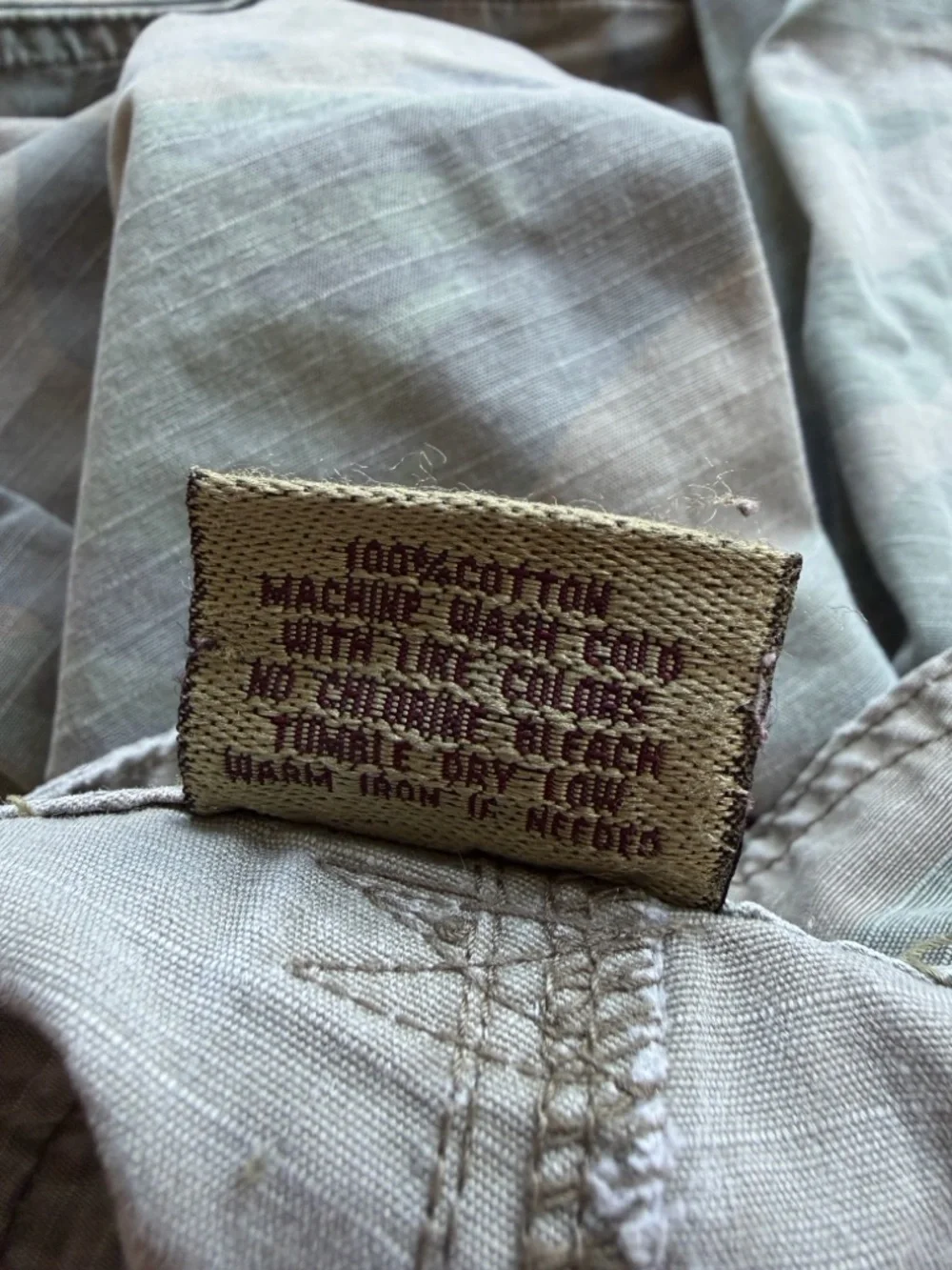 Vintage 00s Forever 21 6.5” lowrise cotton cargo pants adjustable button waist
